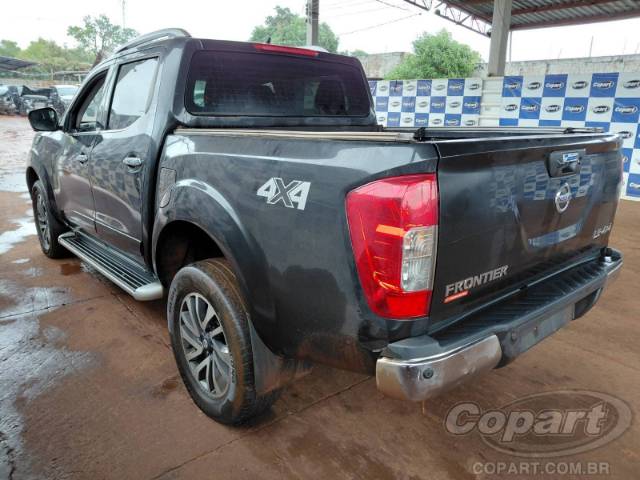 2021 NISSAN FRONTIER CD 