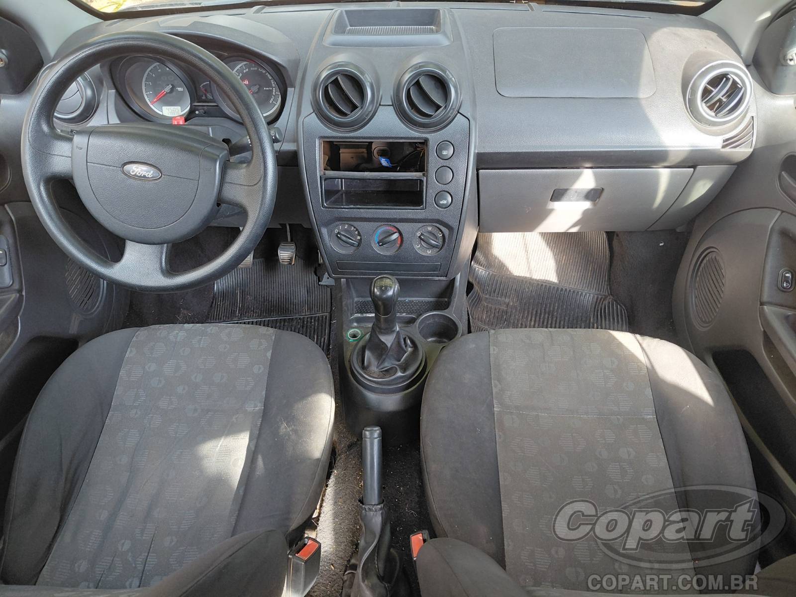 Foto 8 de 9: 2013 FORD FIESTA