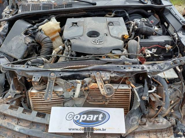 2017 TOYOTA HILUX SW4 