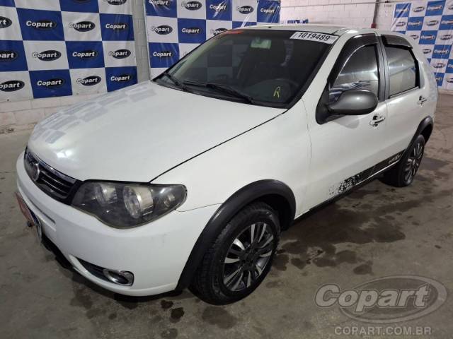 2015 FIAT PALIO 