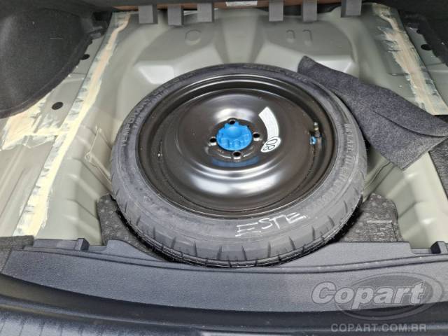 2024 TOYOTA YARIS SEDA 