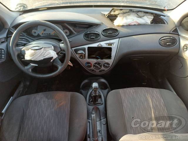 2006 FORD FOCUS SEDAN 