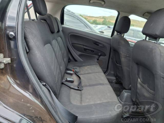 2011 FIAT PUNTO 