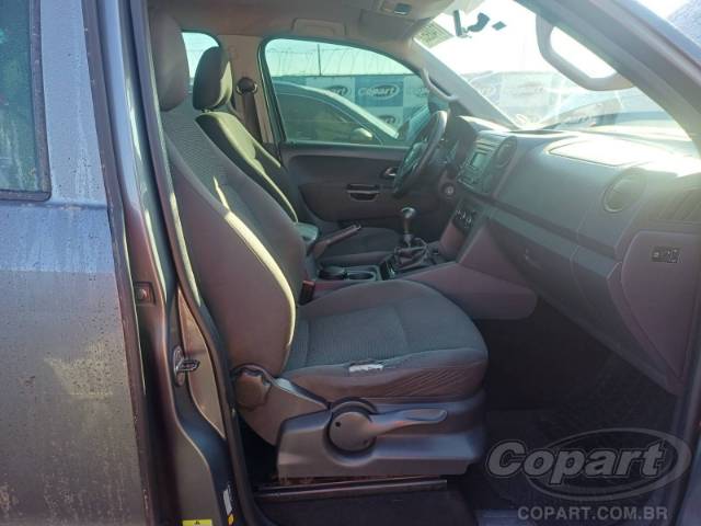 2013 VOLKSWAGEN AMAROK 