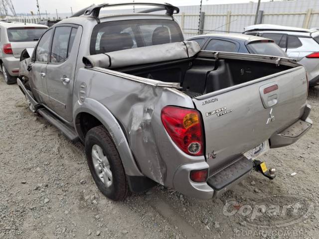 2012 MITSUBISHI L200 TRITON 