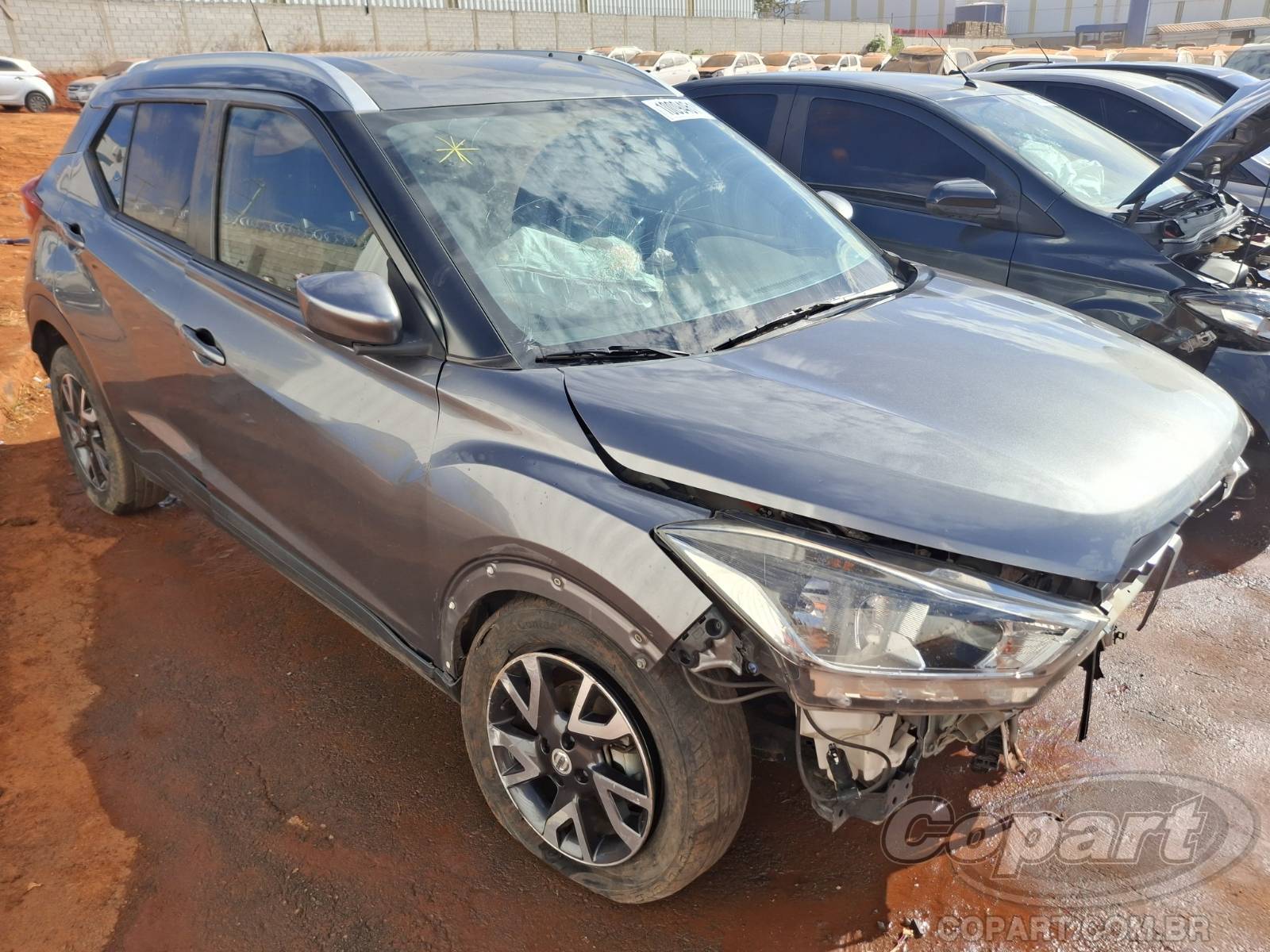 2019 NISSAN KICKS SUV Pequenos