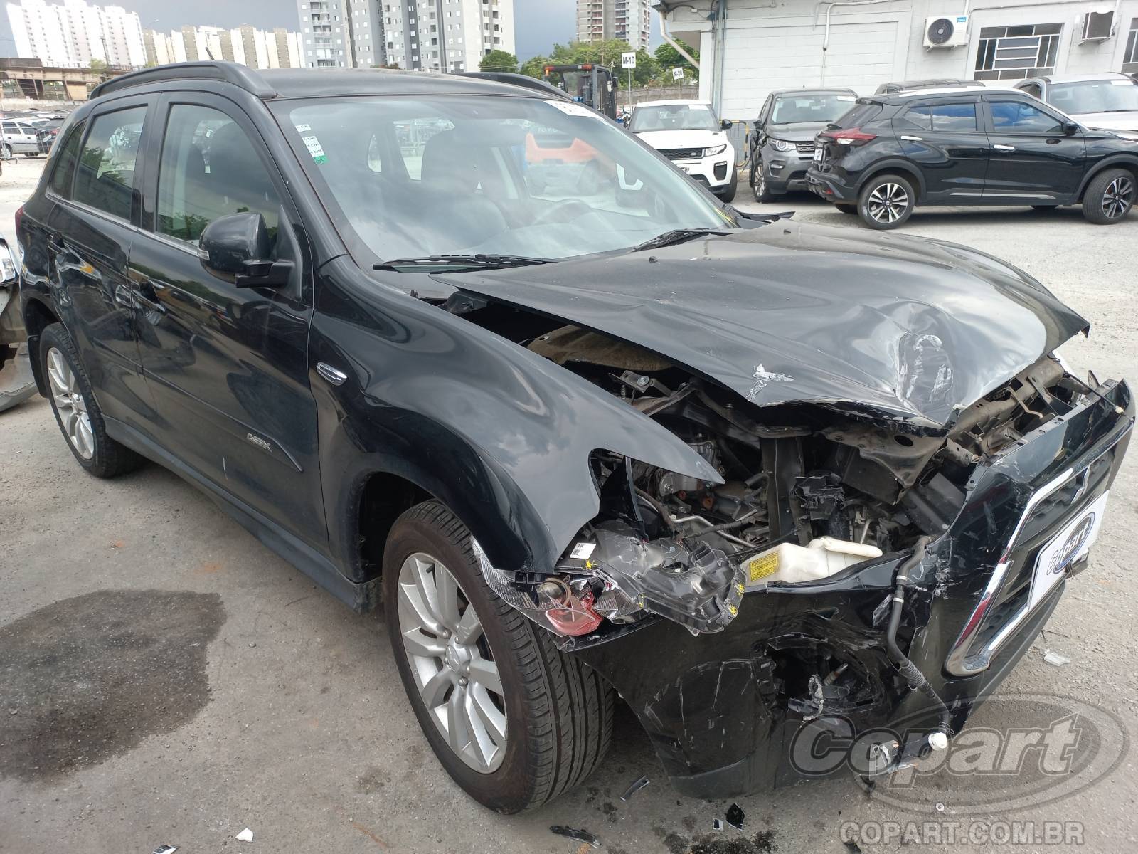 Veículo Mitsubishi ASX Mitsubishi ASX AWD CVT 2.0 16V MIVEC 2016 Colisão Média Monta 2016 em leilão