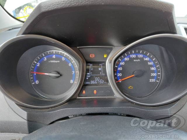 2013 HYUNDAI HB20 