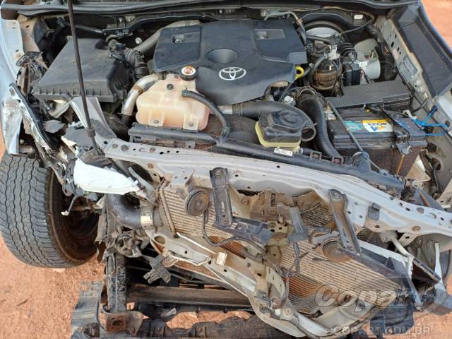 2021 TOYOTA HILUX CD 