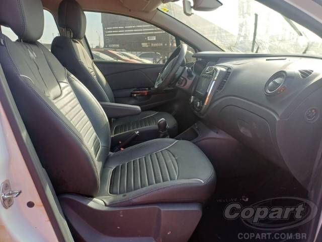2019 RENAULT CAPTUR 