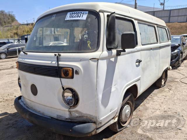 2002 VOLKSWAGEN KOMBI 