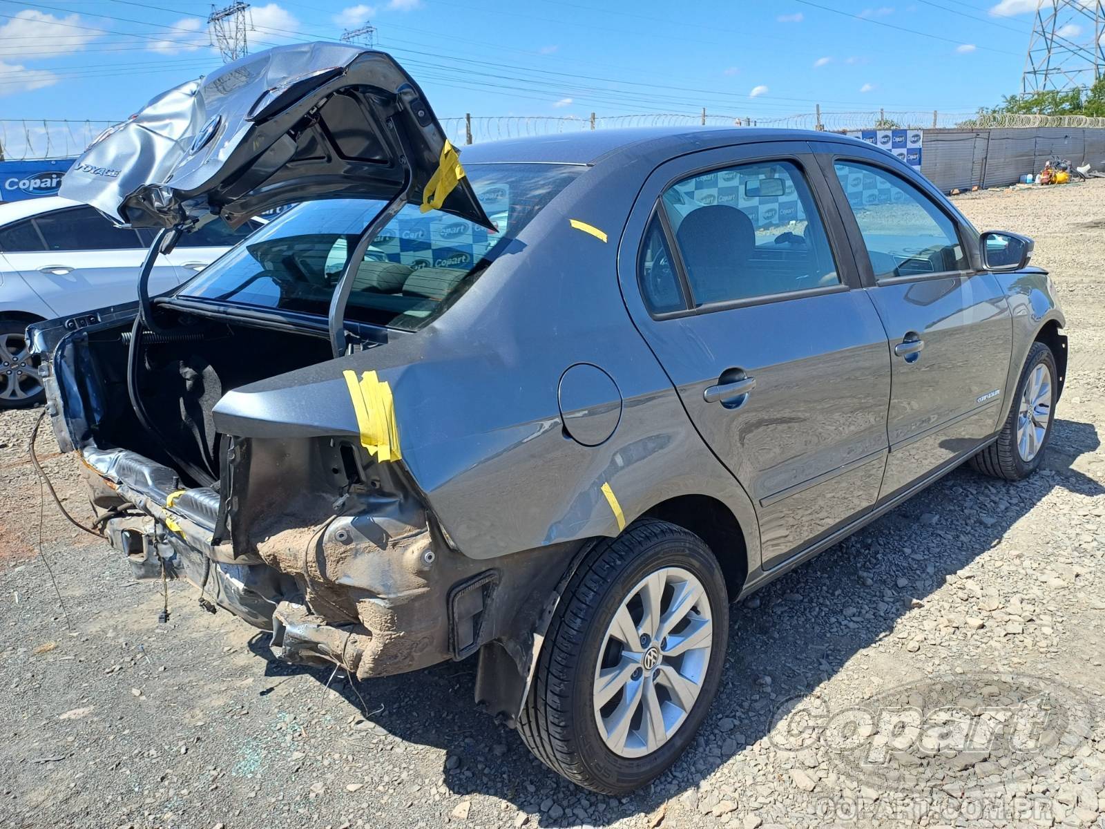 2018 VOLKSWAGEN VOYAGE — foto 4 de 11