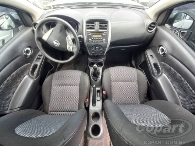 2017 NISSAN VERSA 