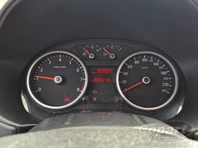 2012 VOLKSWAGEN VOYAGE 