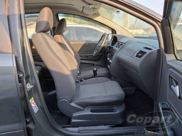 2013 VOLKSWAGEN FOX 