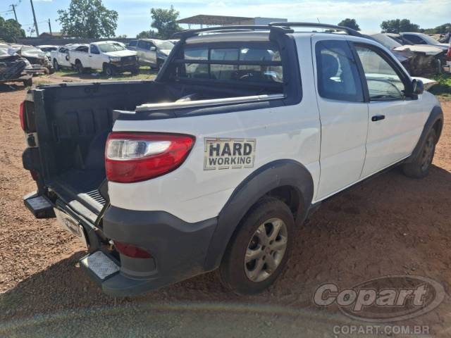 2016 FIAT STRADA CD 