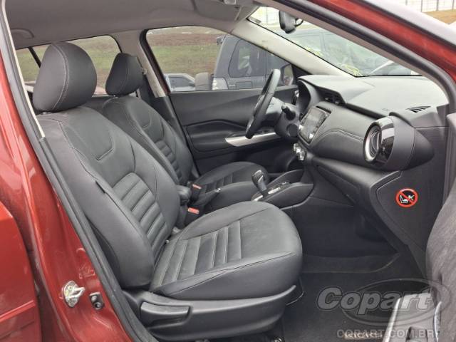2025 NISSAN Kicks Play 