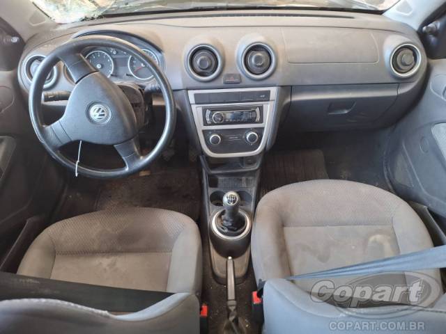 2011 VOLKSWAGEN VOYAGE 