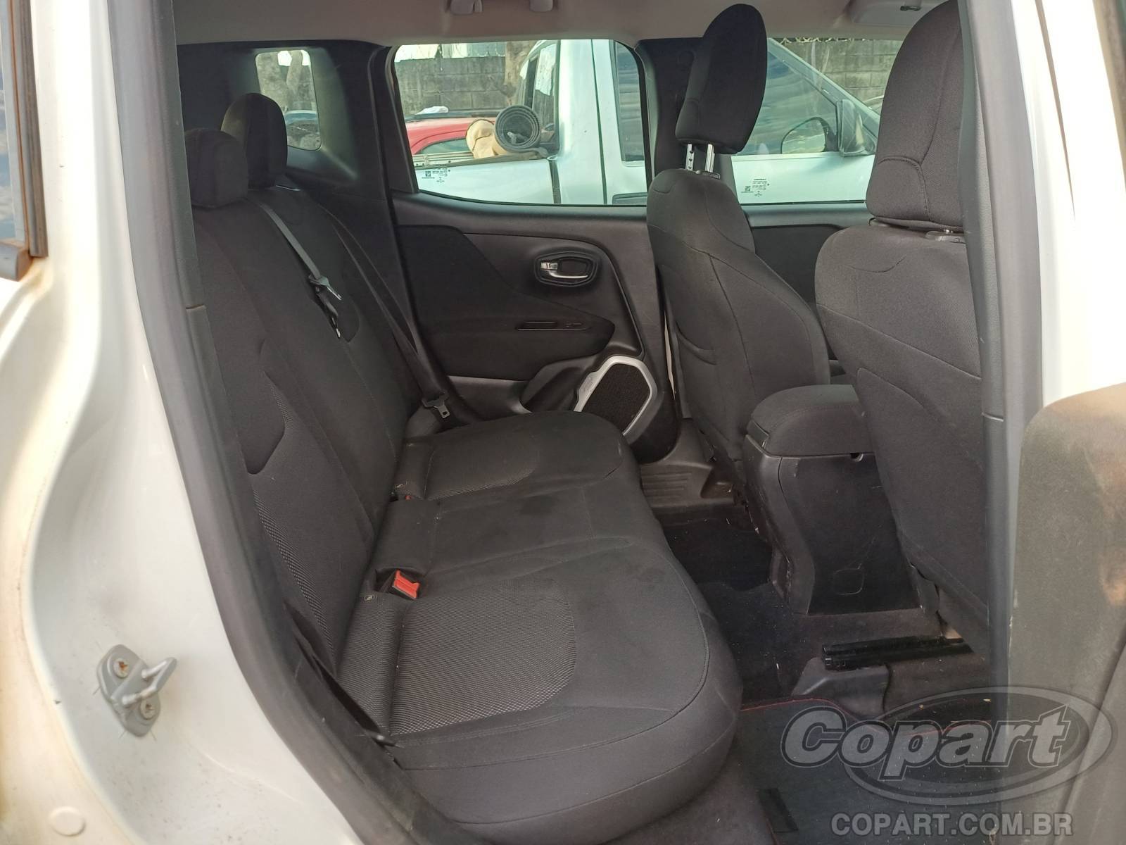 2019 JEEP RENEGADE — foto 6 de 11