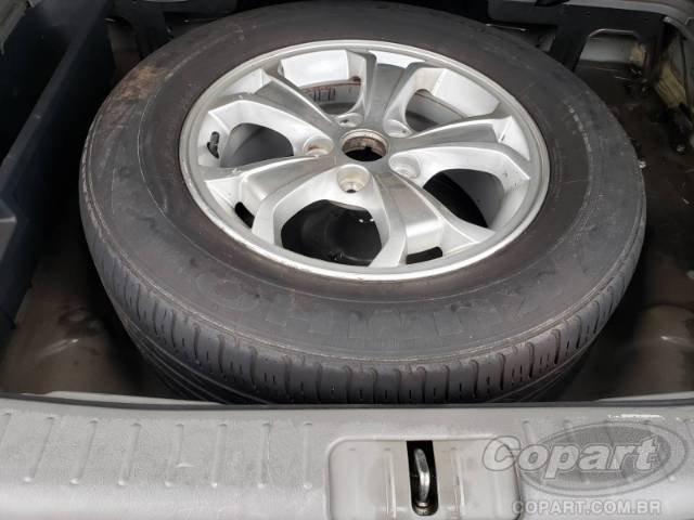 2010 HYUNDAI TUCSON 