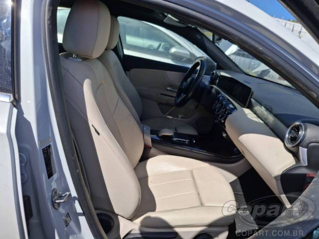 2020 MERCEDES BENZ CLASSE A SEDAN 