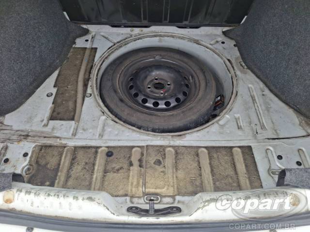 2015 VOLKSWAGEN VOYAGE 