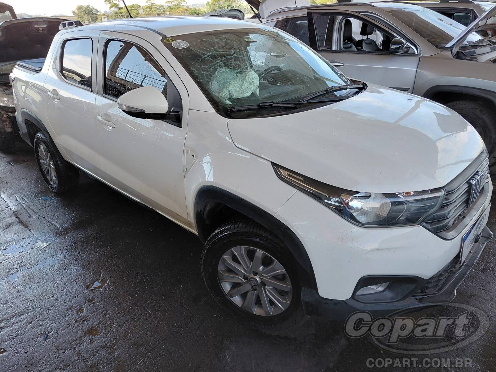 Fiat Strada CD 2022 em leilão