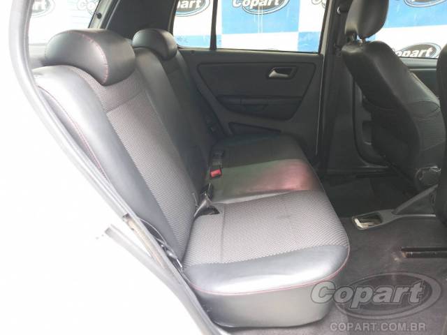 2014 VOLKSWAGEN FOX 