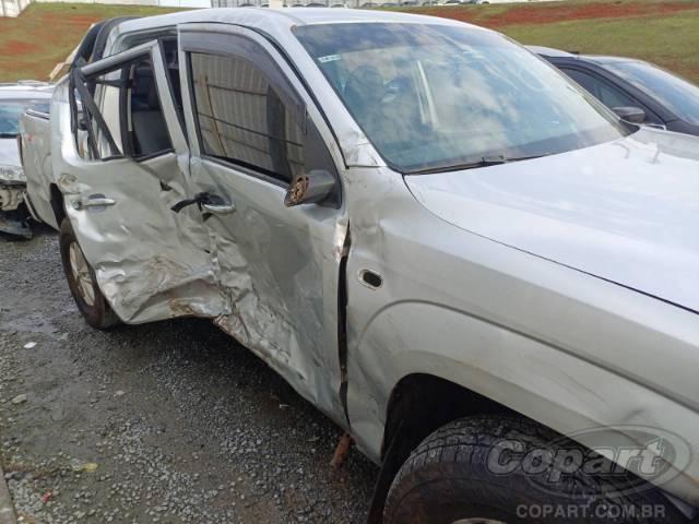 2013 VOLKSWAGEN AMAROK 