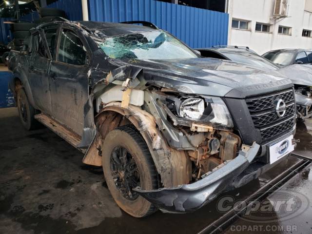 2023 NISSAN FRONTIER CD 