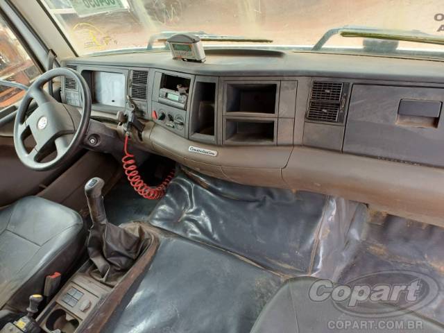 2012 VOLKSWAGEN CONSTELLATION 