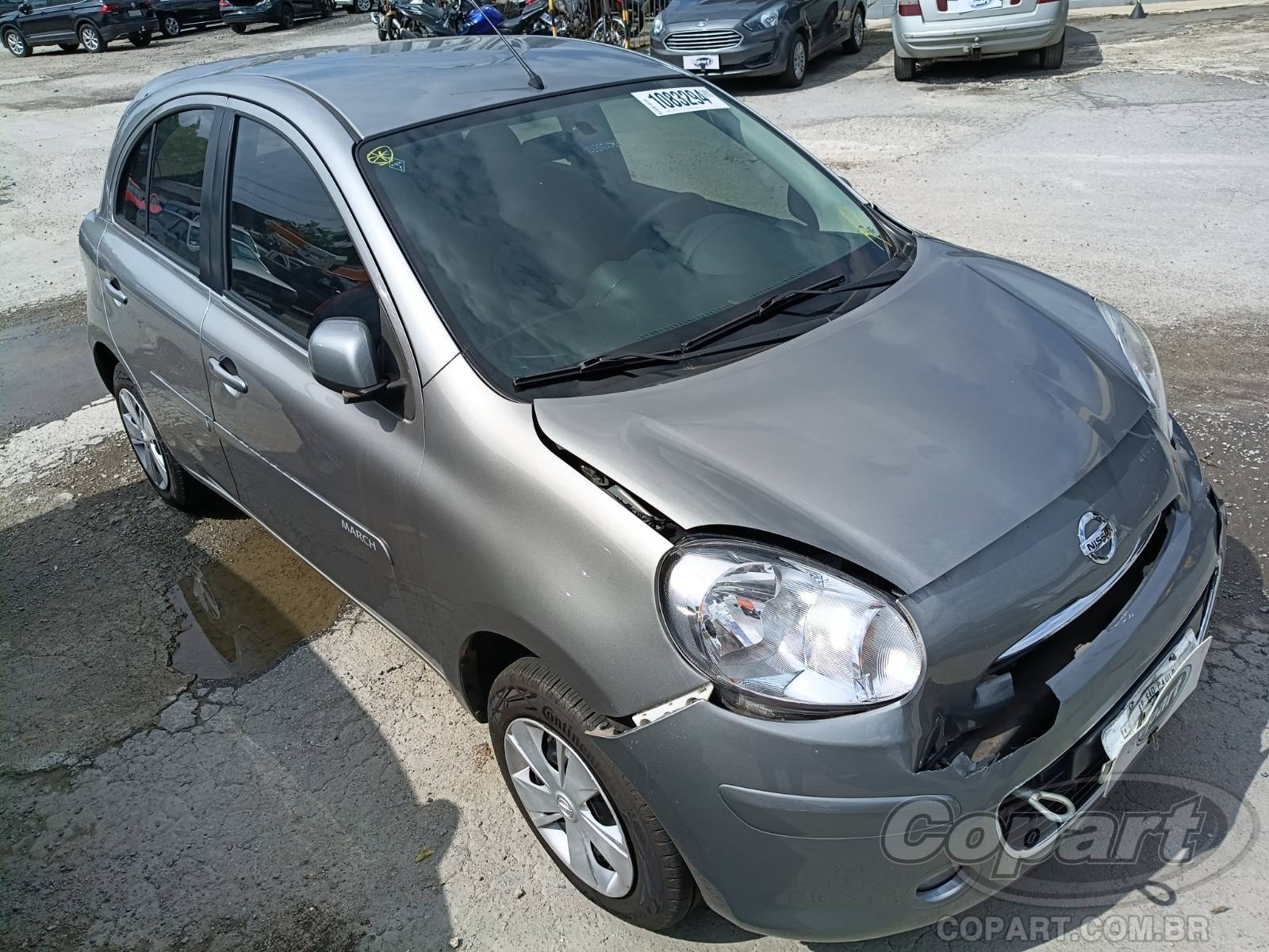 Nissan March S 1.0 16V 2014 Colisão Frontal