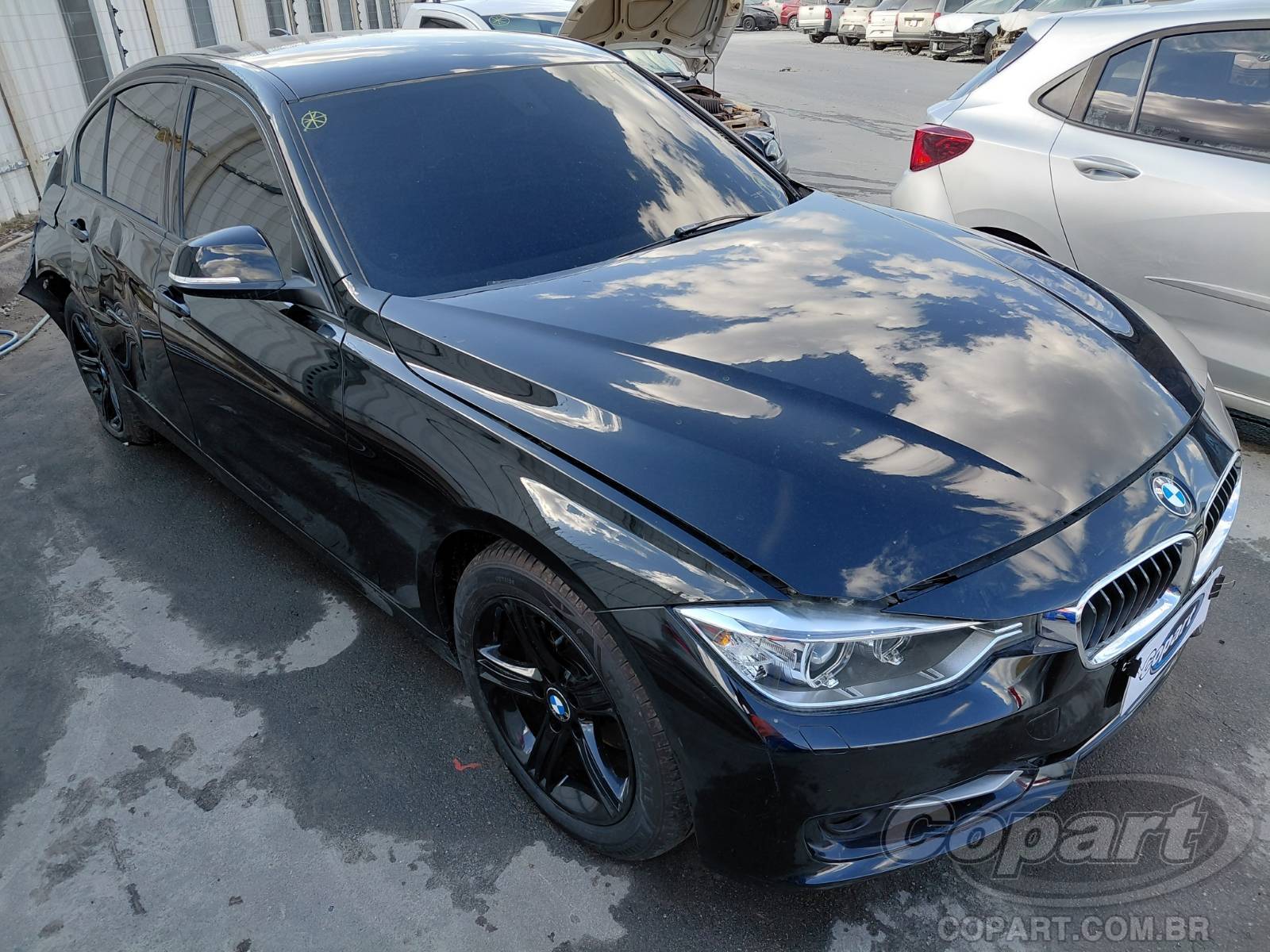 Veículo BMW Série 3 BMW Serie 3 320i Active Flex 2.0 16V Twin Turbo 2015 2015 em leilão
