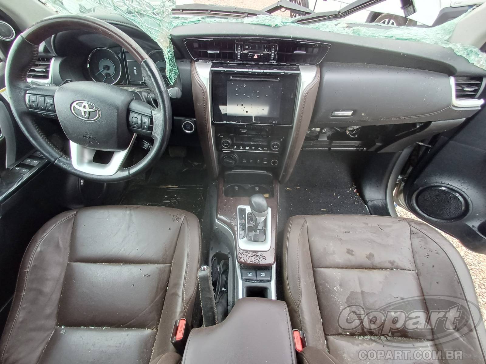 Foto 9 de 10: 2017 TOYOTA HILUX SW4