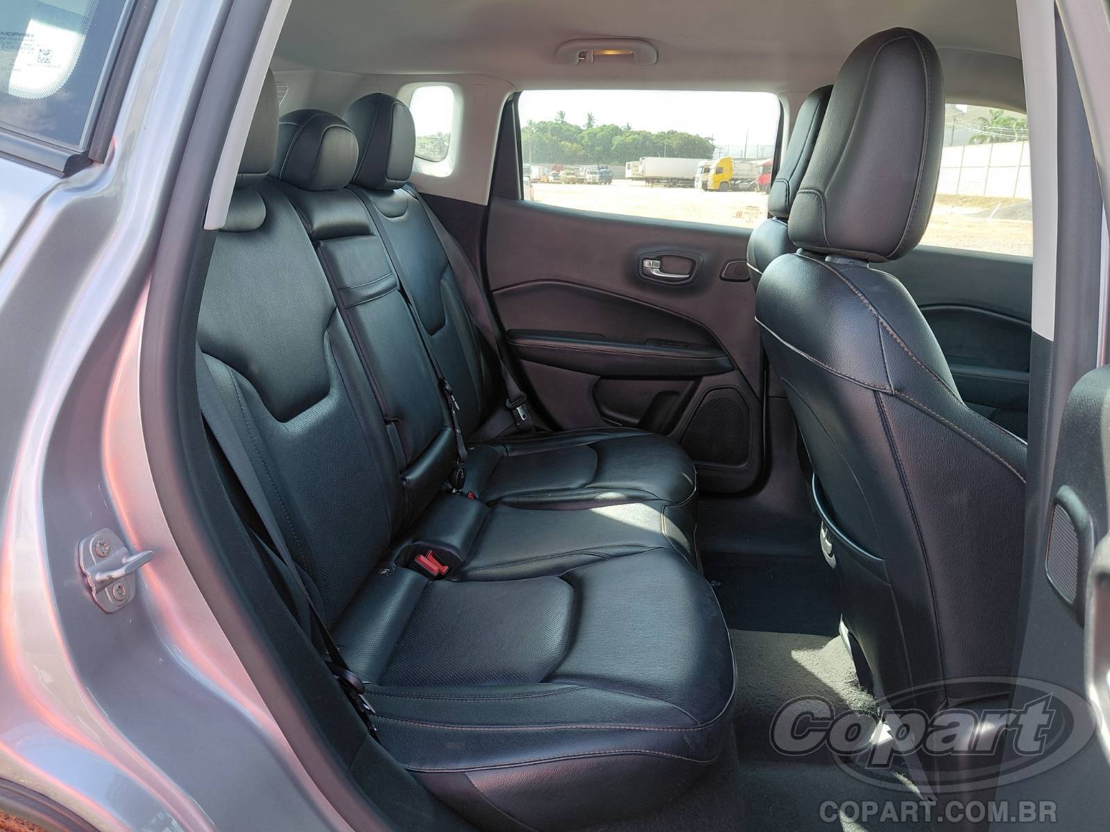 Foto 6 de 11: 2021 JEEP COMPASS