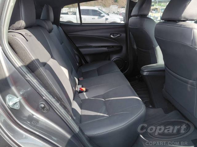 2021 TOYOTA YARIS 