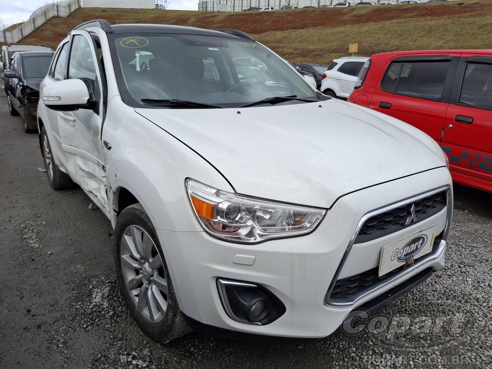 Veículo Mitsubishi ASX MITSUBISHI ASX AWD CVT 2.0 16V MIVEC 2015 2015 em leilão