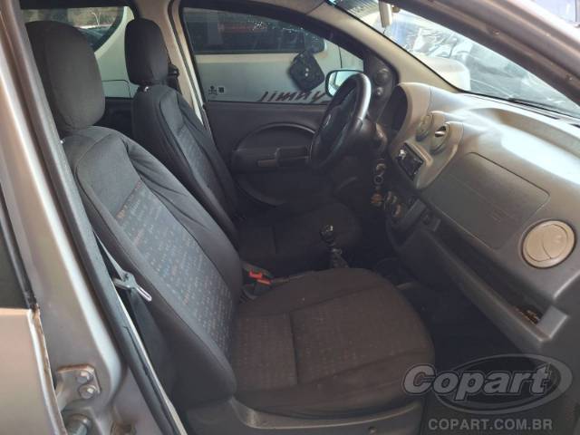 2014 FIAT UNO 