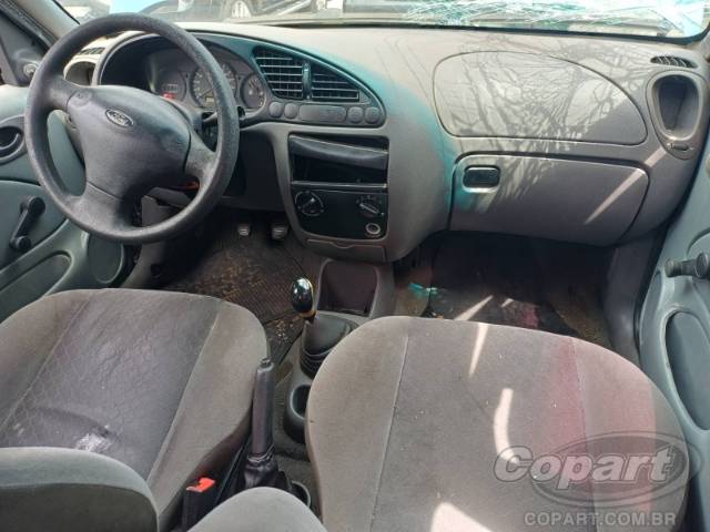 2000 FORD FIESTA 