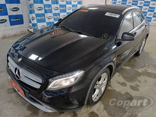 2015 MERCEDES BENZ GLA 