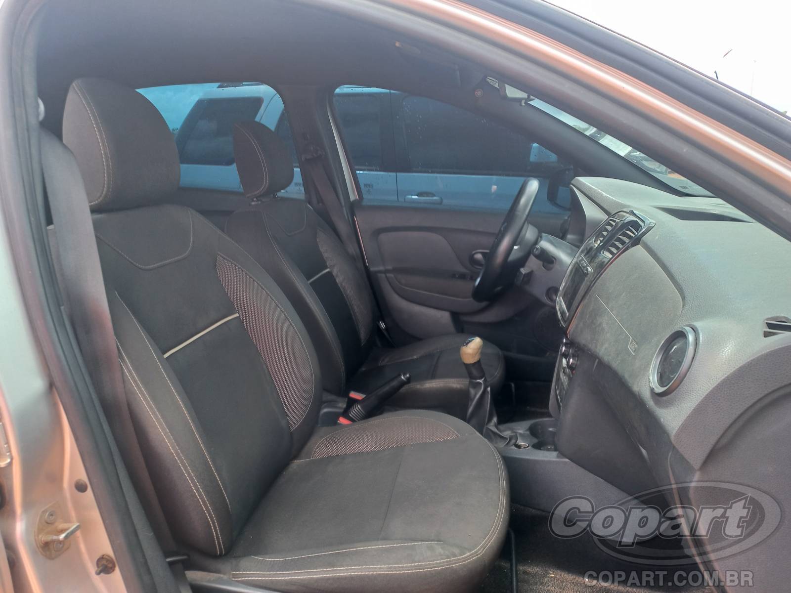 2021 RENAULT LOGAN — foto 5 de 11
