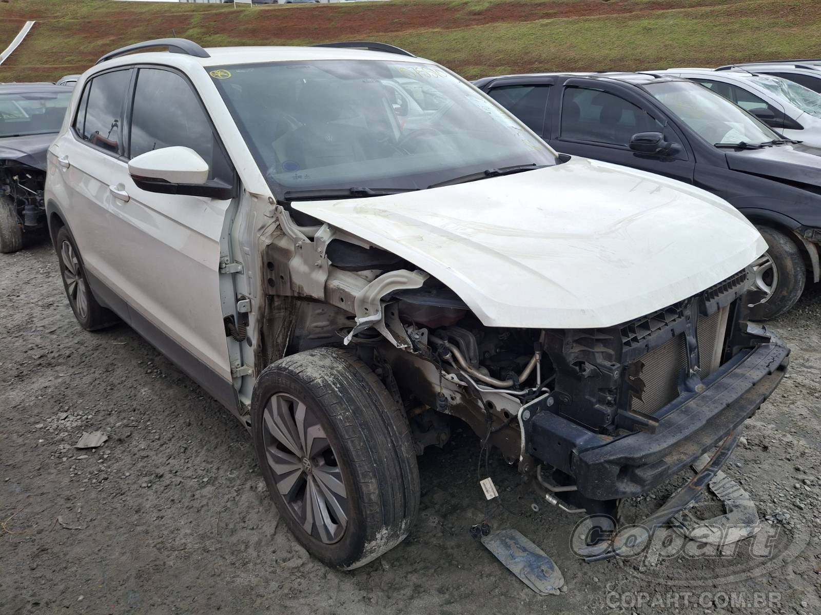 Veículo VW - VolksWagen T-Cross VOLKSWAGEN T-CROSS Comfortline 200 AT 1.0 12V TSI Turbo 2020 2020 em leilão