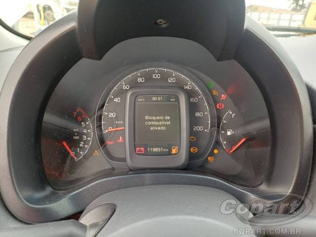 2015 FIAT UNO 