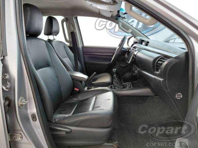 2017 TOYOTA HILUX CD 