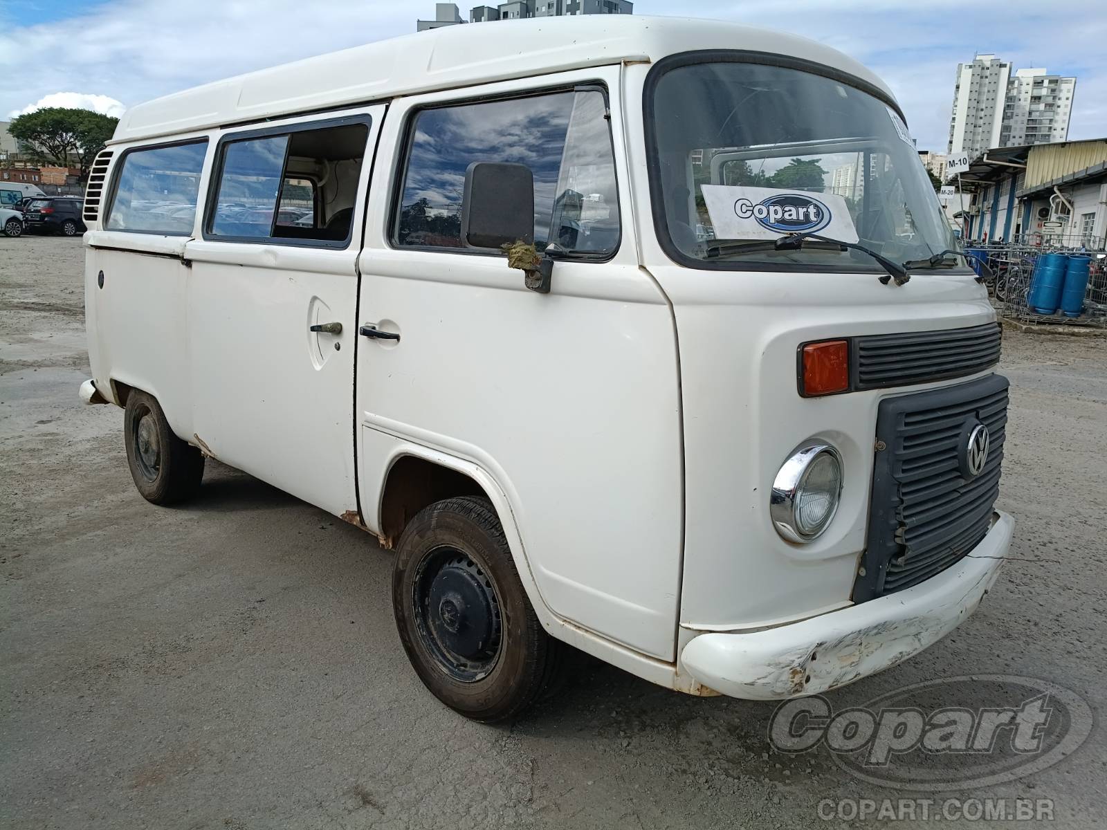 Veículo VW - VolksWagen Kombi VOLKSWAGEN KOMBI 1.4 TOTAL FLEX 2013 2013 em leilão