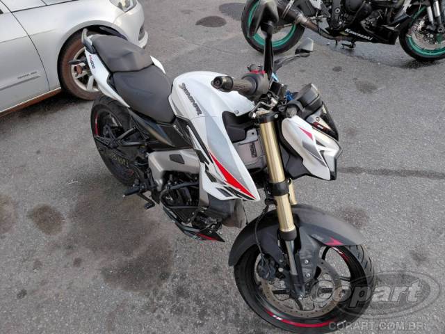 2026 BAJAJ DOMINAR 
