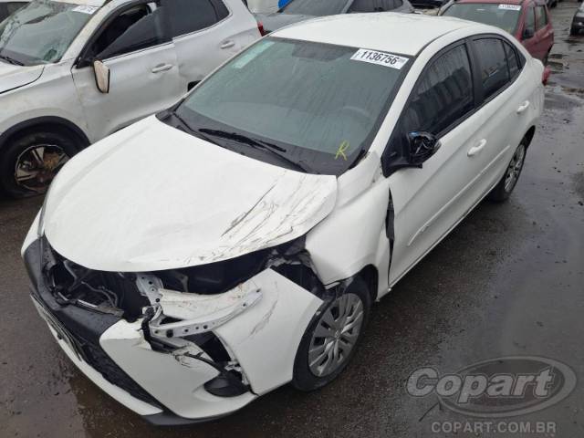 2024 TOYOTA YARIS SEDA 