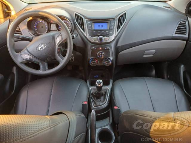 2015 HYUNDAI HB20S 