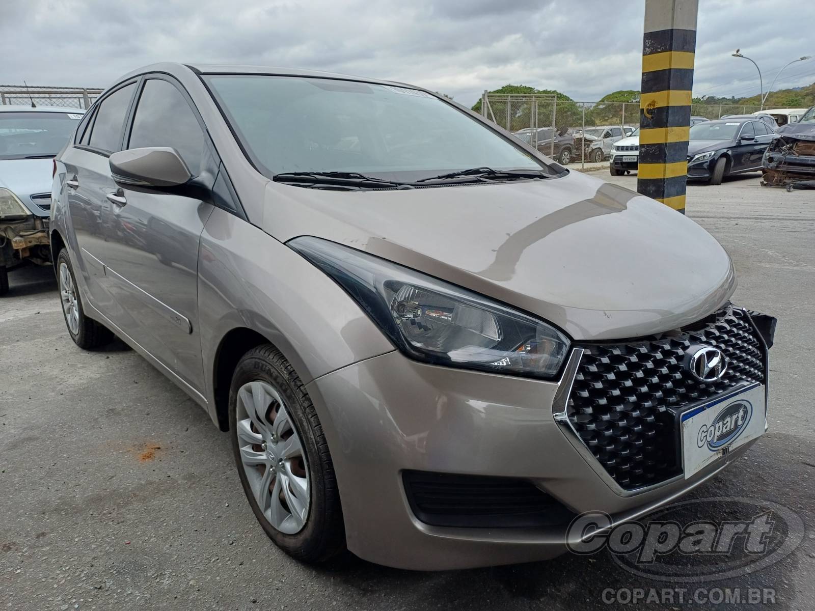 HYUNDAI HB20S Comfort Plus 1.6 16V CVVT 2019