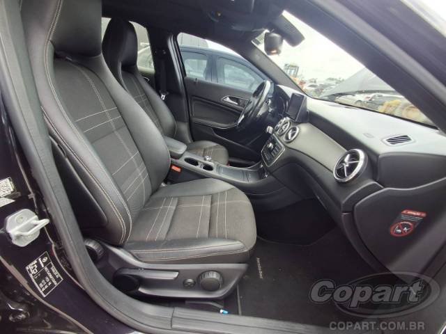 2015 MERCEDES BENZ GLA 